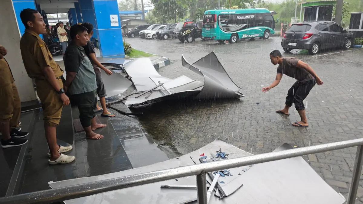 Sejumlah bangunan mengalami kerusakan di RSUD Ploso.