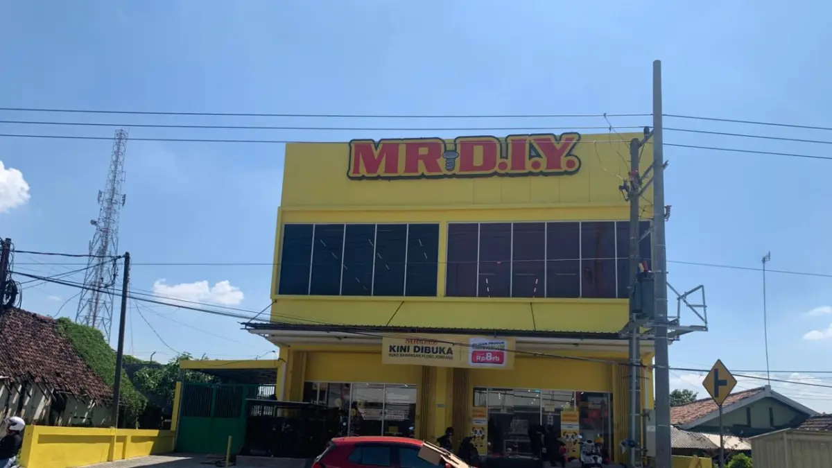 MR D.I.Y. Indonesia di Desa Bawangan, Kecamatan Ploso