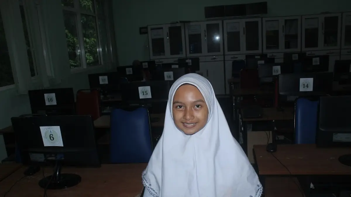  Anesty Elvyra Khairunnisa 