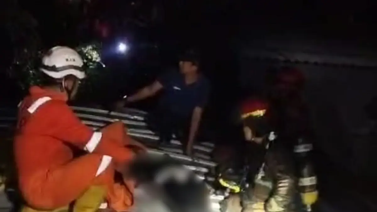 Identitas para korban kebakaran rumah di Jalan Adityawarman No. 87, Kelurahan Kaliwungu, Kecamatan Jombang, akhirnya terungkap. 