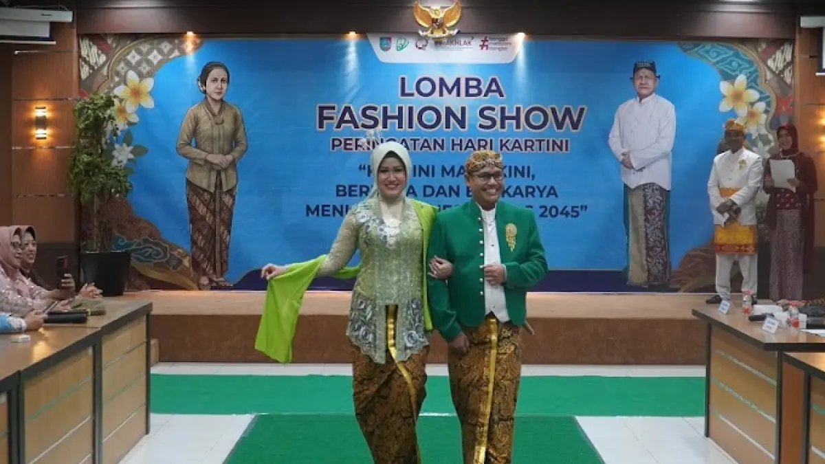 Penampilan peserta fashion show RSUD Jombang.