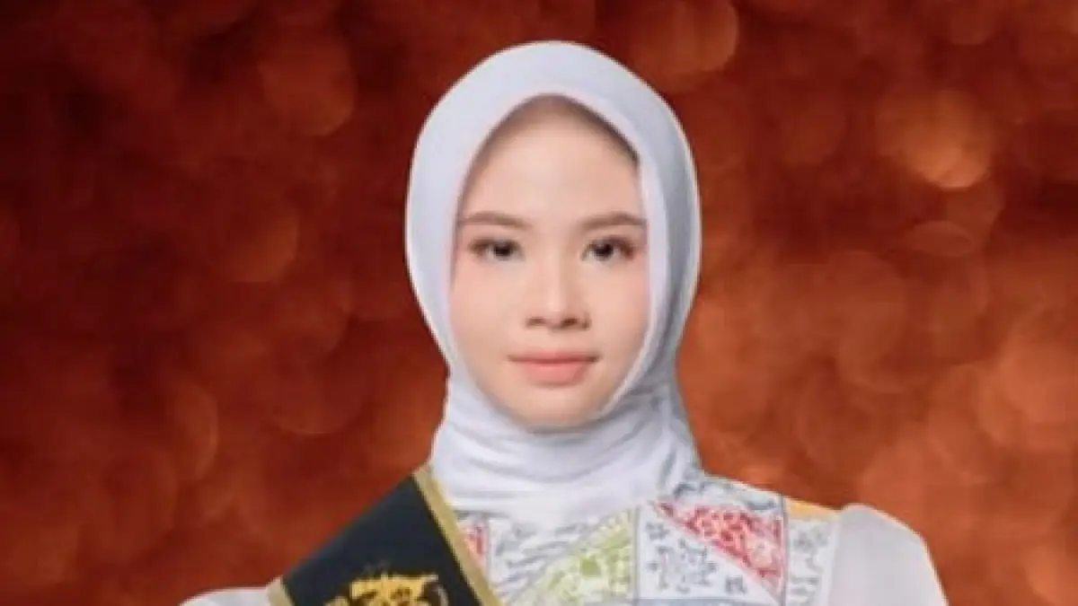 Aura Azkhadina Rahmadani