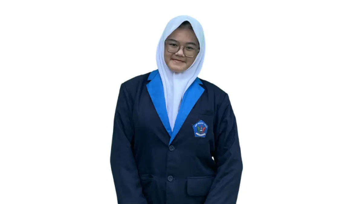 Clara Shinta Berliana, Kelas 8-D SMPN 1 Gudo