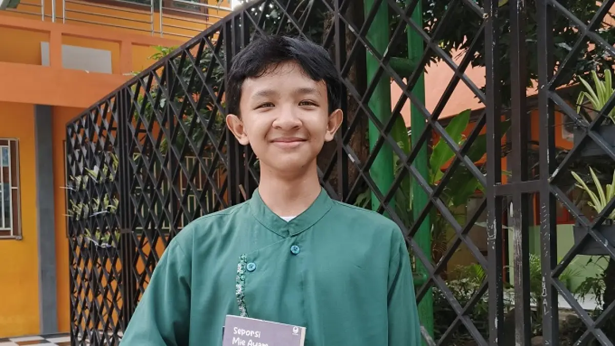Fijar Rasyid Bima Prayasa, Kelas 8-C SMPN 1 Mojoagung