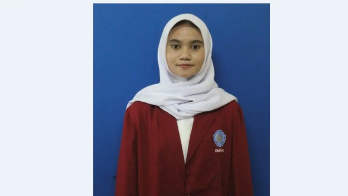 Oleh: Elysia Safira Maulidah *)