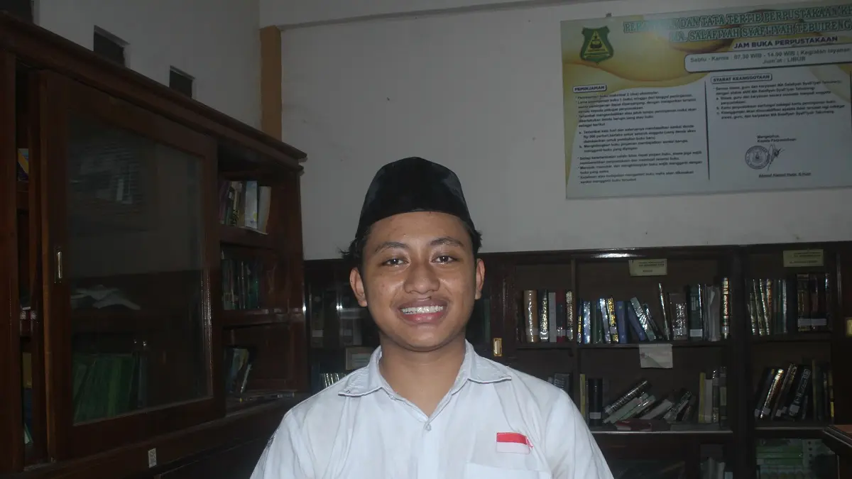 M Hilmi Nizam H, Kelas 11-C MA Salafiyah Syafiiyah Tebuireng

