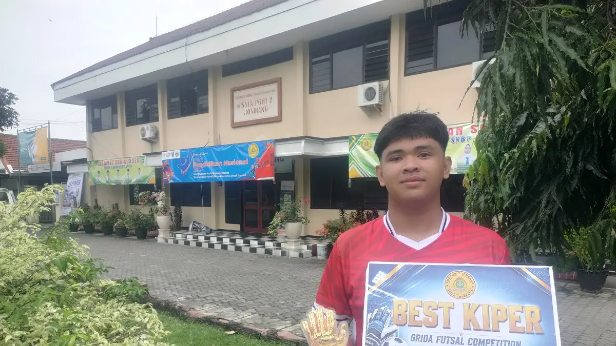  M. Dyandra Izzat, Kelas 9-B MTsN 1 Jombang