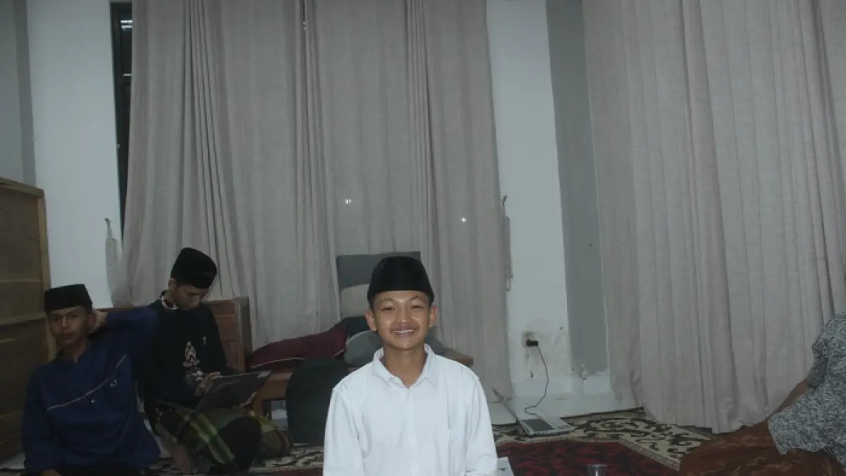 Dinar Maulana Iskandar, Ssantri Pondok Pesantren Al-Madienah, Denanyar, Jombang