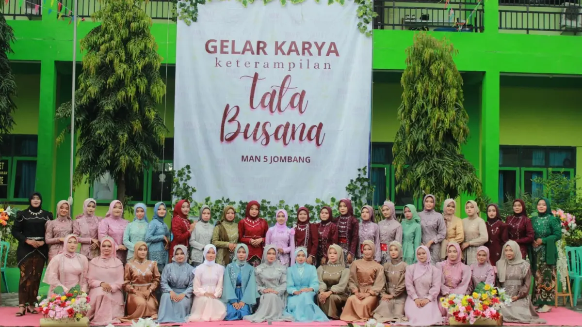Kegiatan Program Keterampilan Tata Busana di MAN 5 Jombang