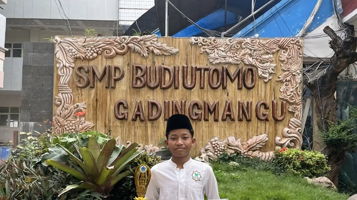 Satria Habibillah, Kelas 8A SMP Budi Utomo Perak