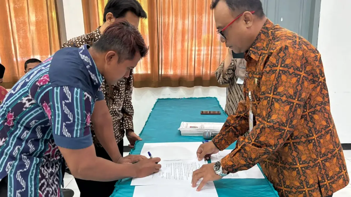 TEGAS: Kepala Disdikbud Jombang Wor Windari memimpin acara sertijab di Aula 1 Dinas Pendidikan dan Kebudayaan Kabupaten Jombang, Kamis (11/4)