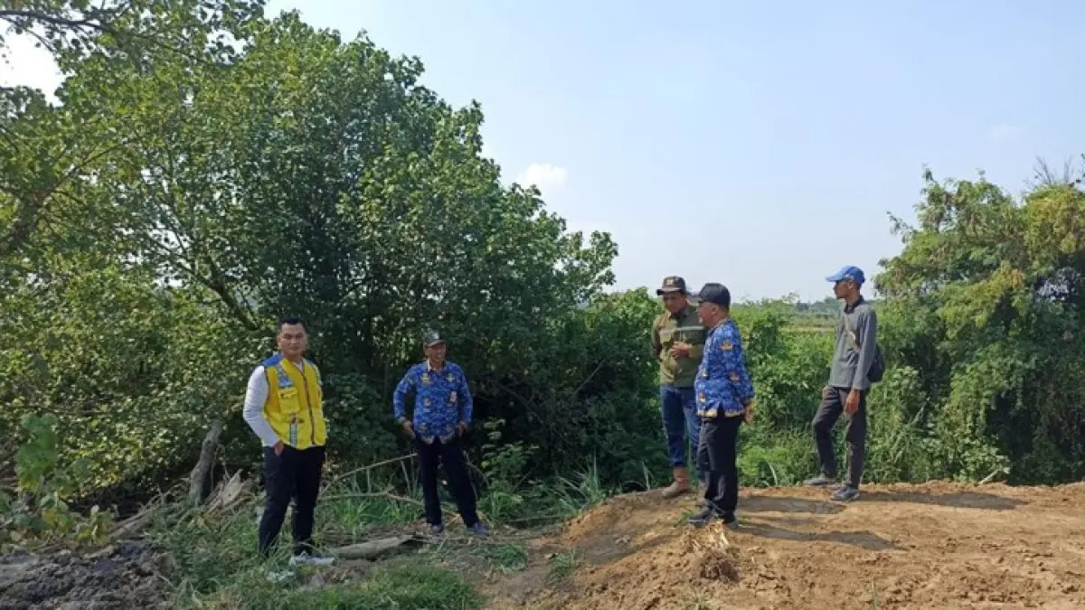SIGAP: Dinas PUPR Jombang bersama UPI dan PPK OP V meninjau Afvour Besuk di Desa Brangkal, Kecamatan Bandarkedungmulyo