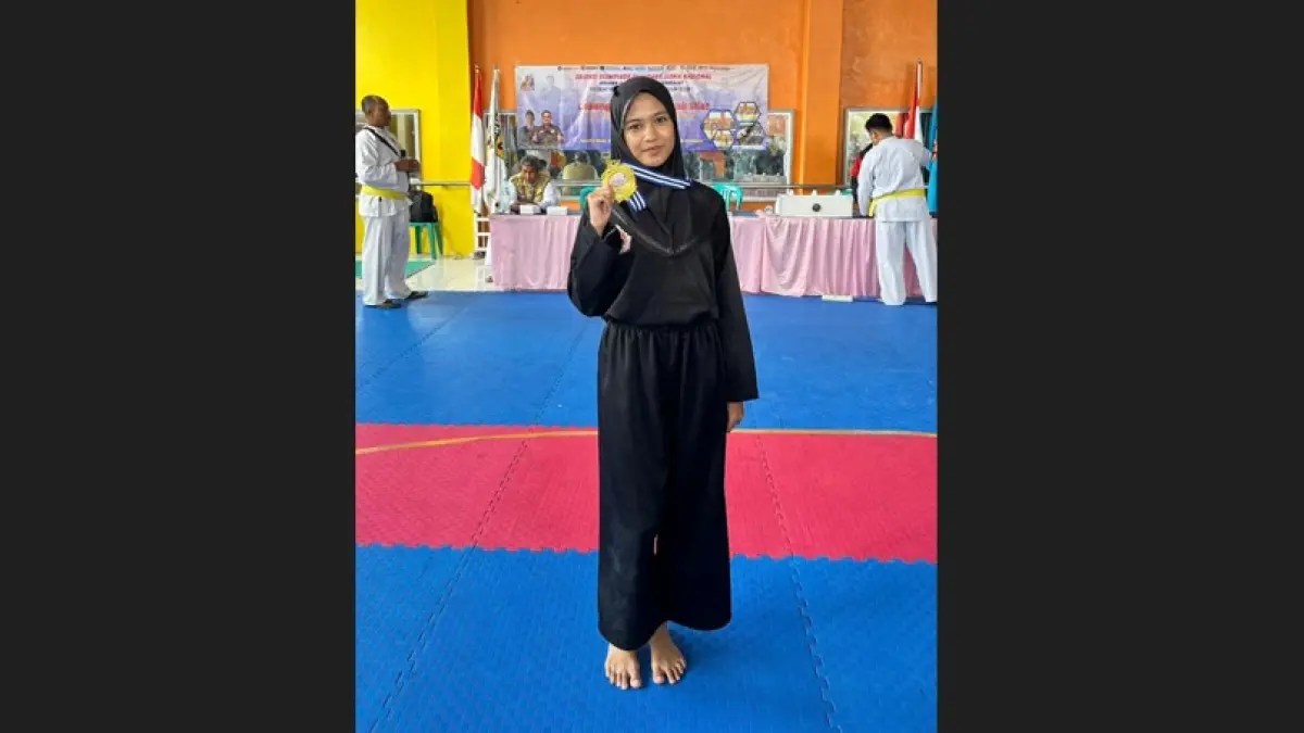  Zidny Maswaya Az-Zahwa, Kelas XI Layanan Penunjang Keperawatan dan Caregiving (LPKC) 2, SMK BIM Jombang