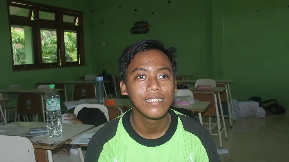 Muhammad Valent Ibnu Solikhun, Kelas 11 Akutansi SMK Unggulan NU Mojoagung