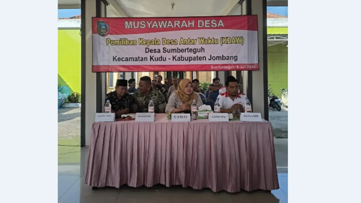 DEMOKRATIS: Suasana musdes KDAW di Desa Sumberteguh, Kecamatan Kudu, Sabtu (4/7).