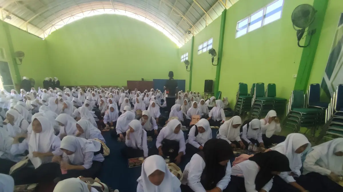 482 murid baru MTsN 4 Jombang di lingkungan Pondok Pesantren Mamba’ul Ma’arif Denanyar mengikuti Masa Ta’aruf Murid Madrasah (MATAMUDA) pada 13–16 Juli 2026 mendatang