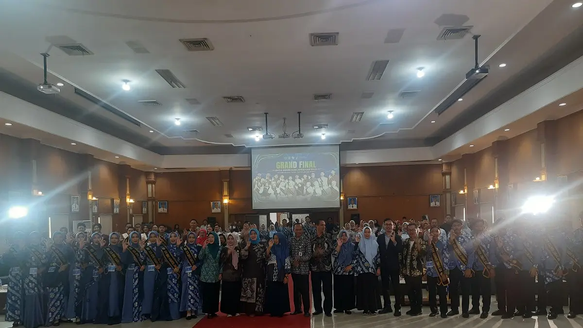 Sebanyak 20 finalis mengikuti Grand Final Pemilihan Duta Generasi Berencana (GenRe) Kabupaten Jombang 2026 yang digelar di Ruang Bung Tomo Pemkab Jombang, Kamis (23/7). 