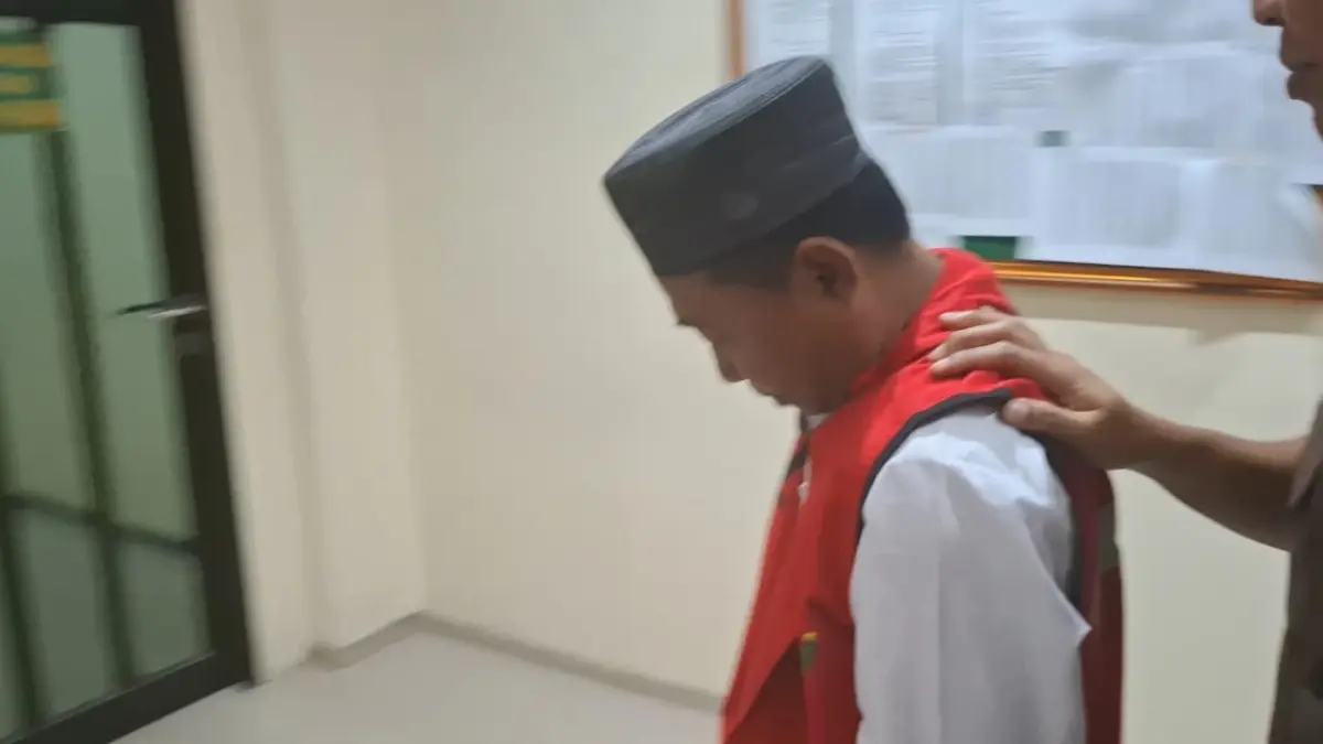 SR, 53, warga Kecamatan Perak, terancam dijatuhi hukuman berat dalam perkara rudapaksa terhadap seorang gadis difabel berusia 15 tahun.