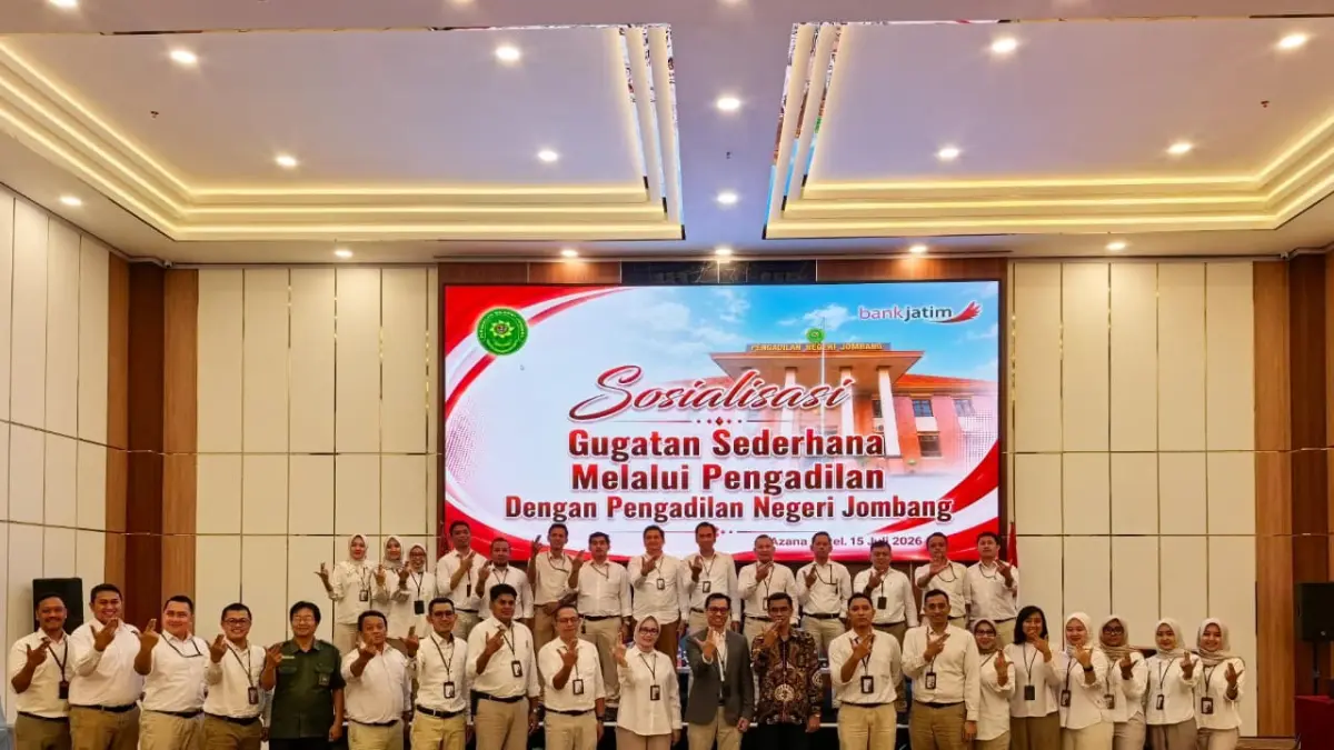 KOMPAK: Bank Jatim bersama PN Jombang menggelar kegiatan sosialisasi gugatan sederhana di Azana Hotel Jombang, Selasa (15/7).
