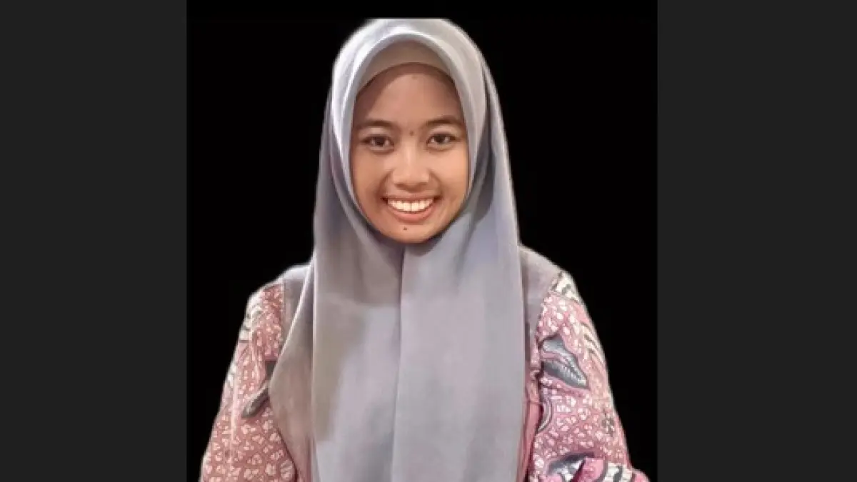 Hafizah Nur Afri Maulida, Santri PP Al-Madienah Denanyar asal Lamongan