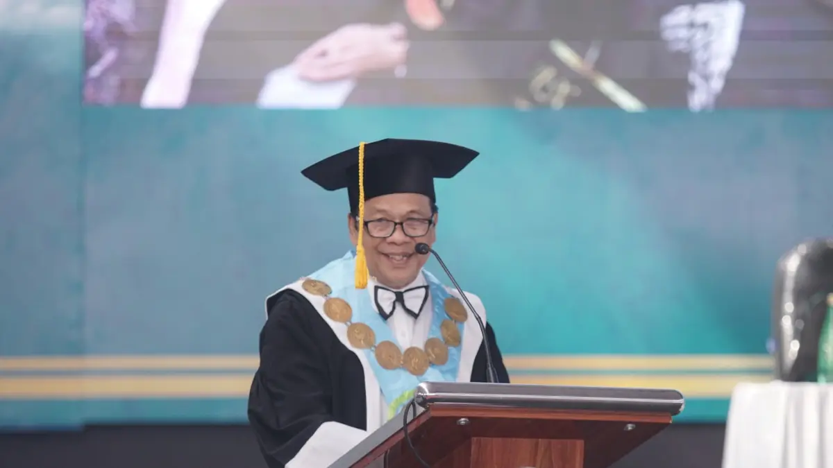 Rektor Universitas Hasyim Asy’ari (Unhasy) Tebuireng, Prof Dr H Haris Supratno