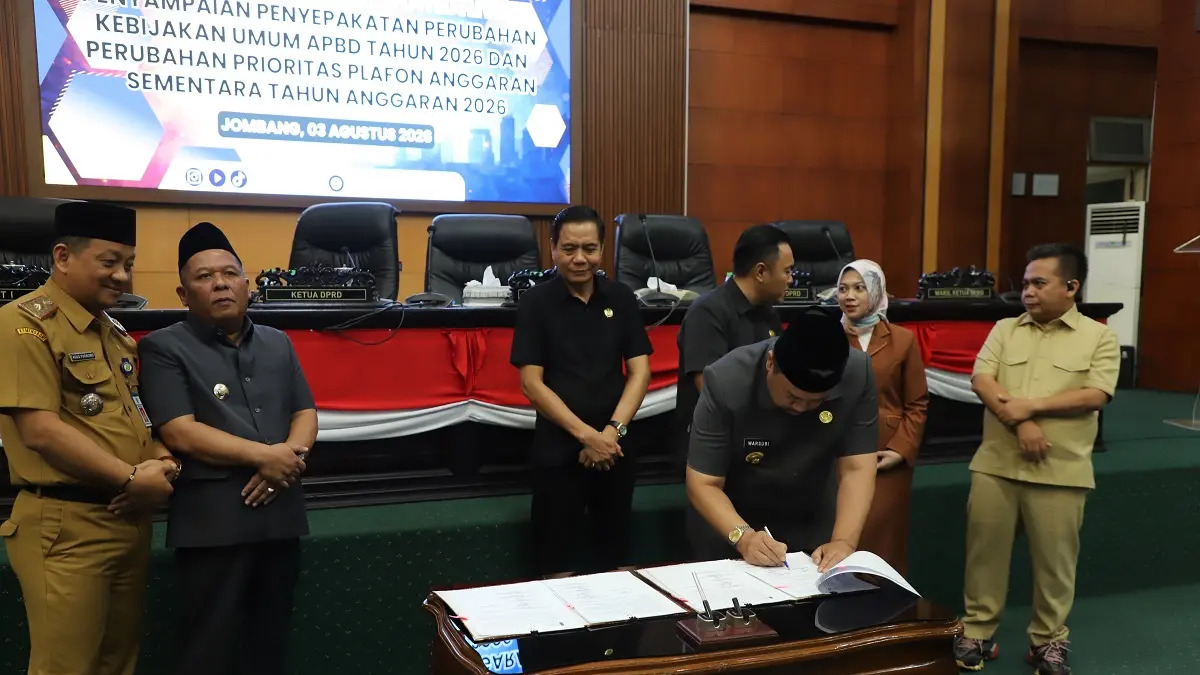 
SEPAKAT: DPRD dan Pemkab Jombang sepakati perubahan KUA-PPAS 2026 Senin (3/8).
