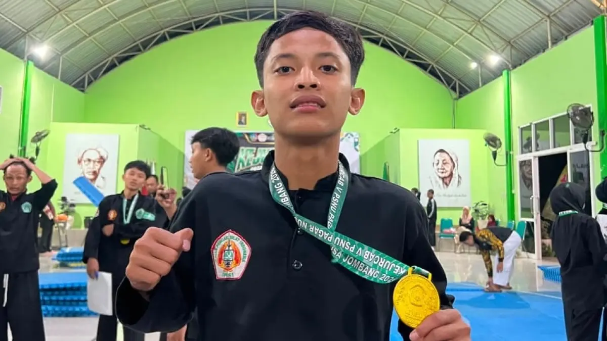 Muhammad Fakhruddin, Kelas XI TKJ 2 SMK Unggulan NU Mojoagung