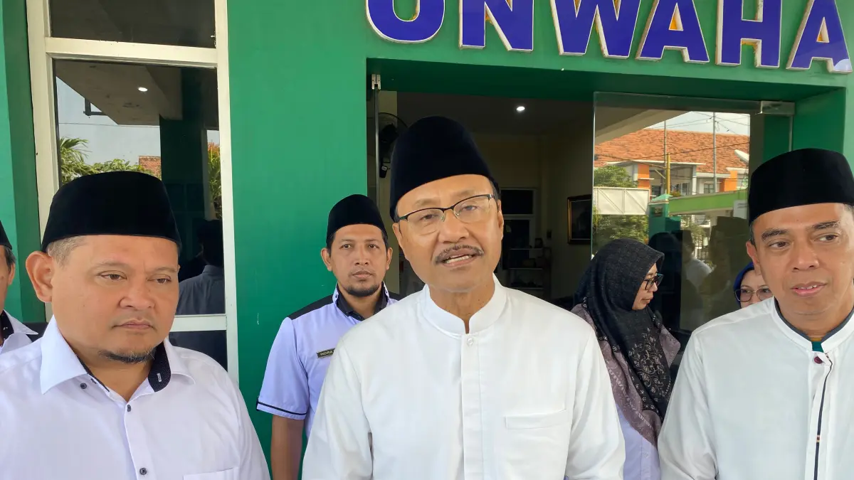 BERI PENJELASAN: Ketua Panitia Pusat Muktamar ke-35 NU, Saifullah Yusuf saat memberikan penjelasan, kemarin (10/8). 

