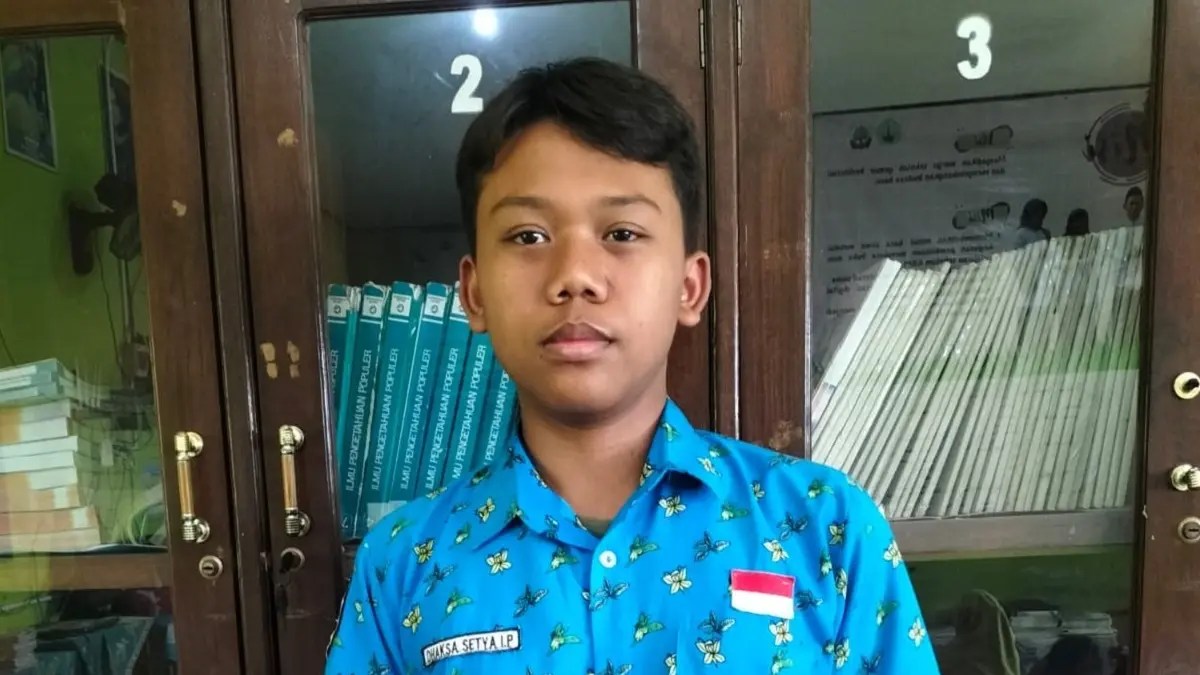 Dhaksa Setya Indra Pramarta, Kelas IX F SMPN 1 Kudu