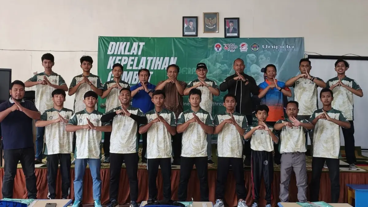 SEMANGAT: Pelatihan wasit dan juri di Aula SMKN 3 Jombang.