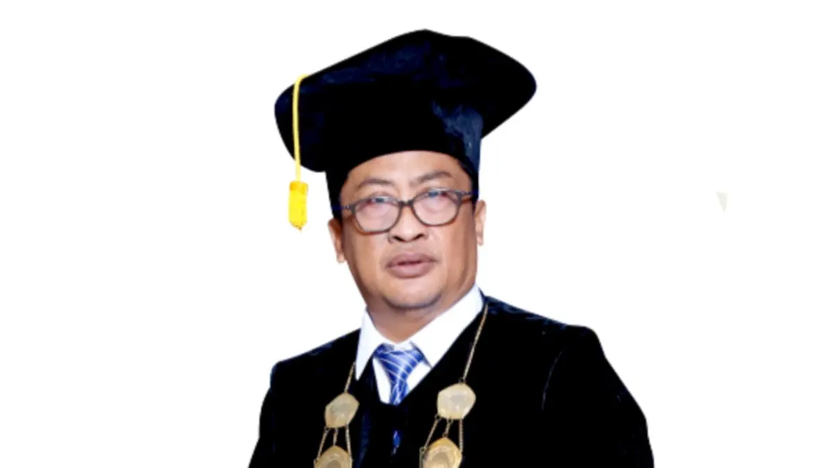 Rektor Universitas Darul Ulum Jombang, Prof Dr Amir Maliki Abitolkha