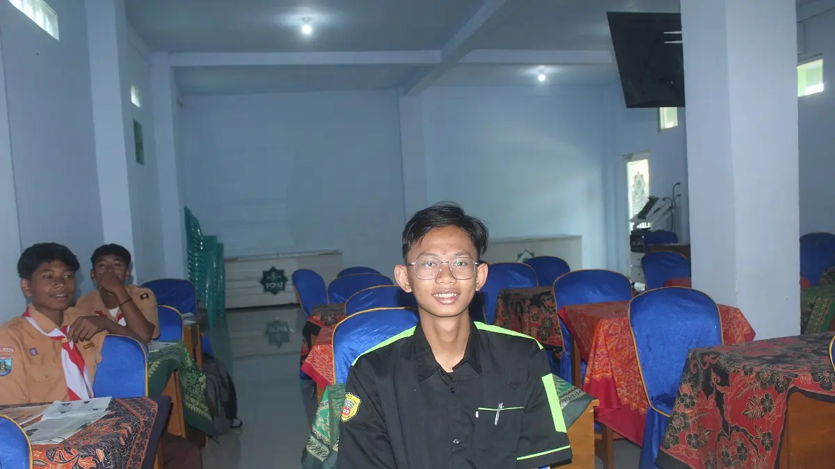 Mochamad Dani Kurniawan, Kelas XI-TKJ 2 SMK Unggulan NU Mojoagung