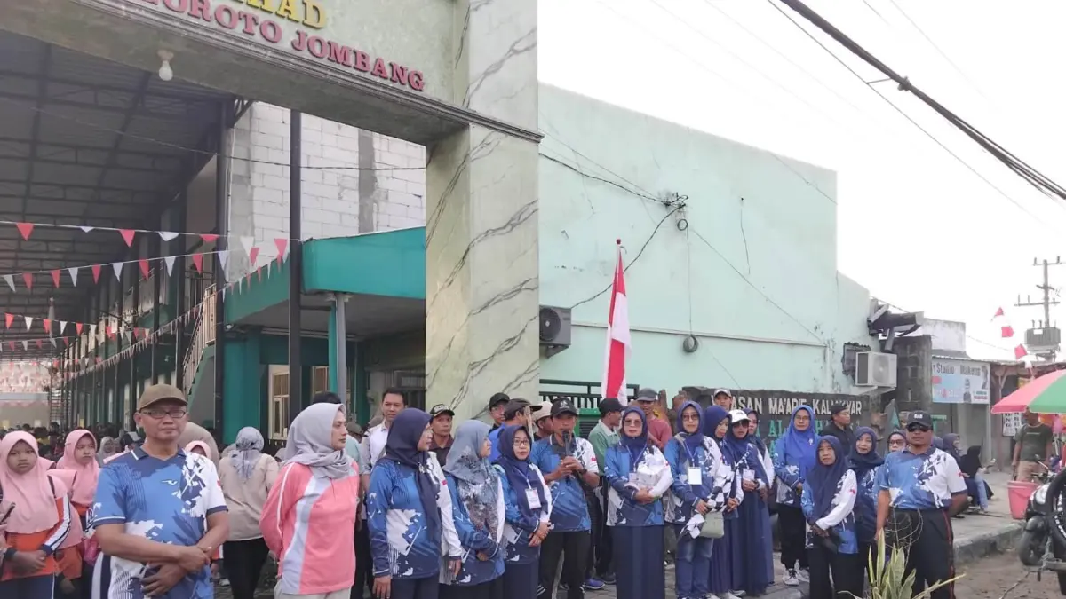 START: Jalan sehat Himpaudi Kecamatan Jogoroto, Rabu (19/8).