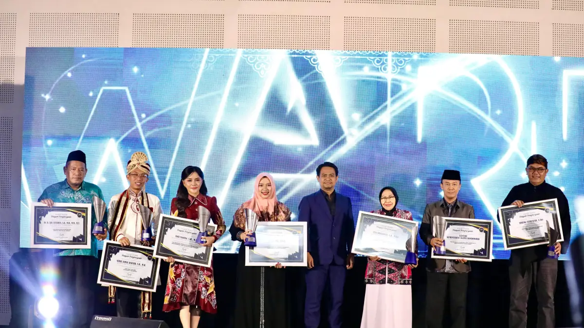 Khilma Anis Raih Radar Jember Awards 2026