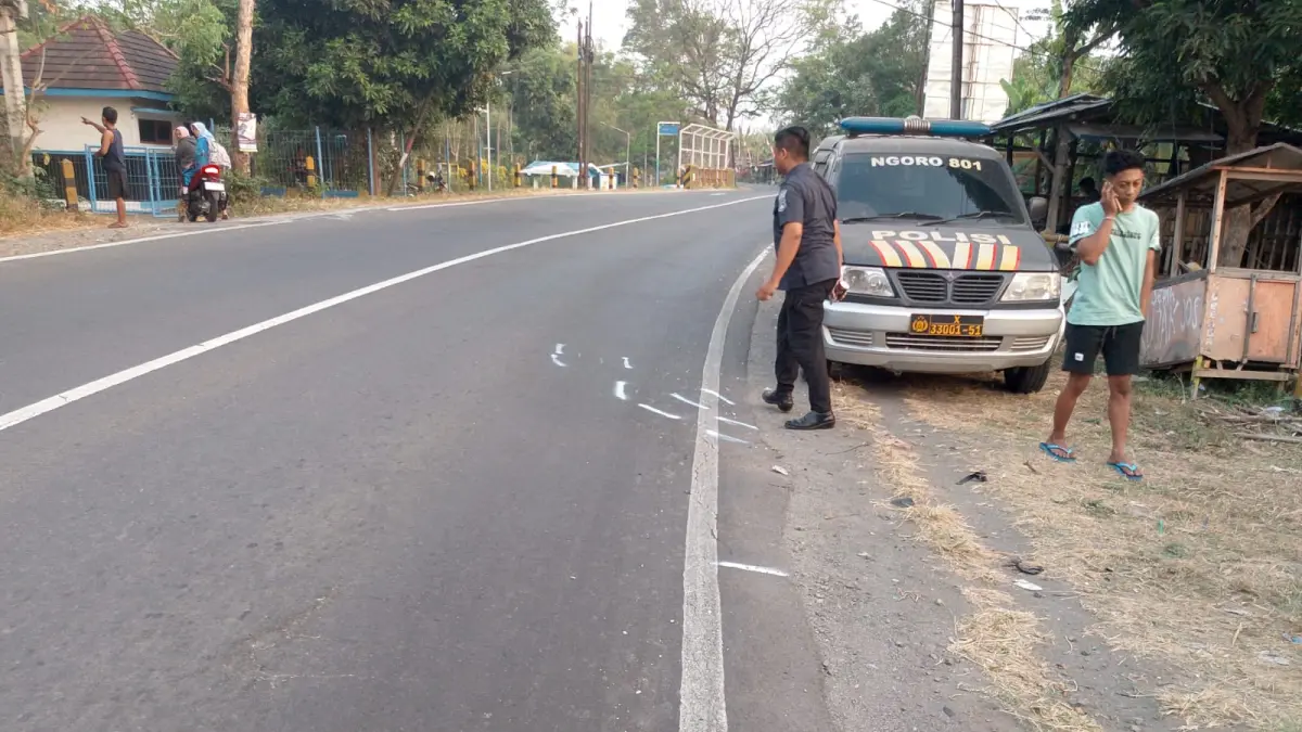 Kecelakaan maut terjadi di Jalan Raya Desa Rejoagung, Kecamatan Ngoro, Kamis (20/8) siang.