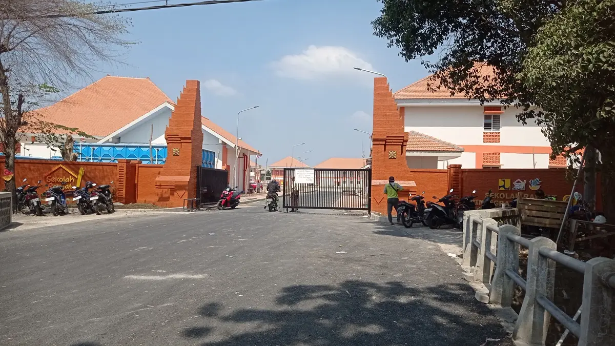 
DIKEJAR WAKTU: Proyek Sekolah Rakyat Terintegrasi 1 di Desa Tunggorono, Kecamatan Jombang.
