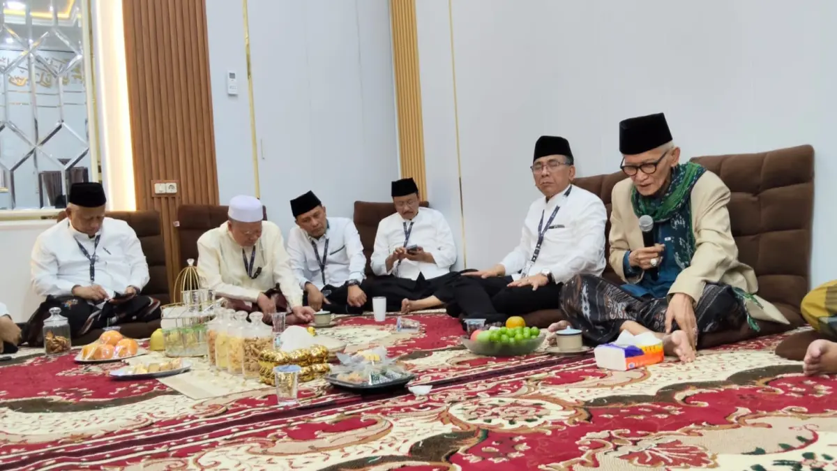 Ketua Panitia Muktamar Ke-35 NU Saifullah Yusuf (Gus Ipul) bersama Gus Yahya saat silaturahmi ke PPBU 