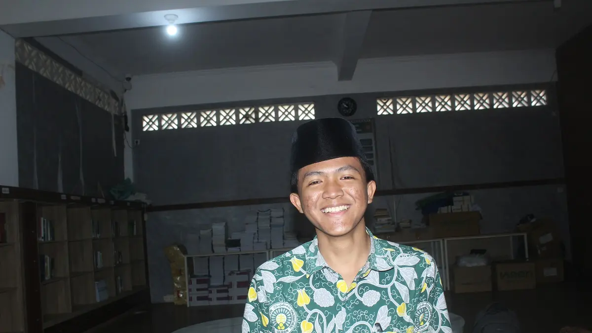 Billy Ganendra Xavier, Kelas 8 Sains-1 MTs Madrasatul Quran Tebuireng