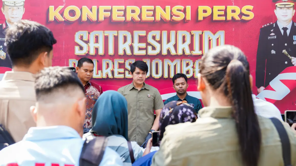 Kasatreskrim Polres Jombang AKP Magribi Agung Saputra, saat press rilis Jumat (28/8).