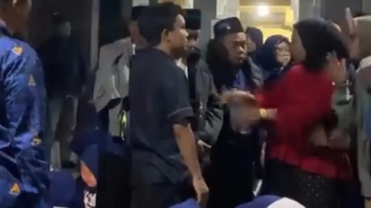 Polemik gagal berangkatnya 196 jemaah umrah KBIHU Muslimat Nahdlatul Ulama (NU) Jombang kian memanas