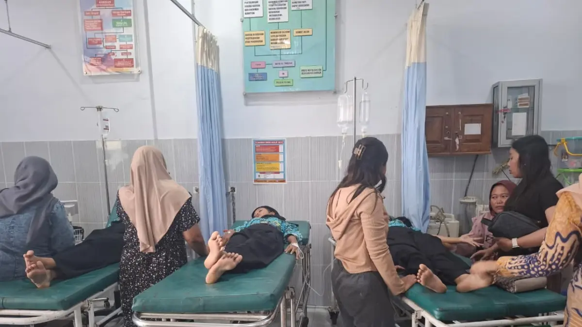  Korban dugaan keracunan makanan bergizi gratis (MBG) di SMPN 1 Kabuh, Jombang, terus bertambah. 