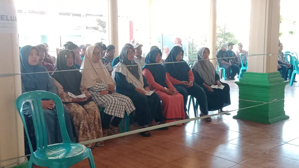 Pelaksanaan Musdes Kades Antarwaktu di balai Desa Menturus, Kecamatan Kudu, Rabu (2/9).