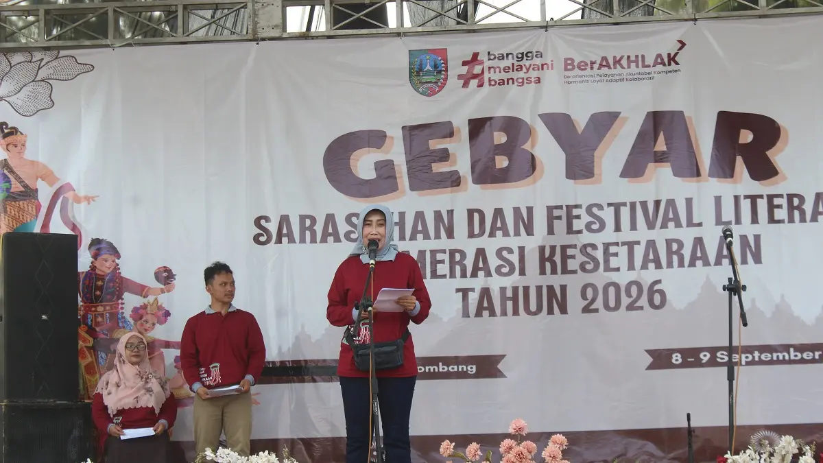 1.	Wor Windari, Kepala Disdikbud Kabupaten Jombang 