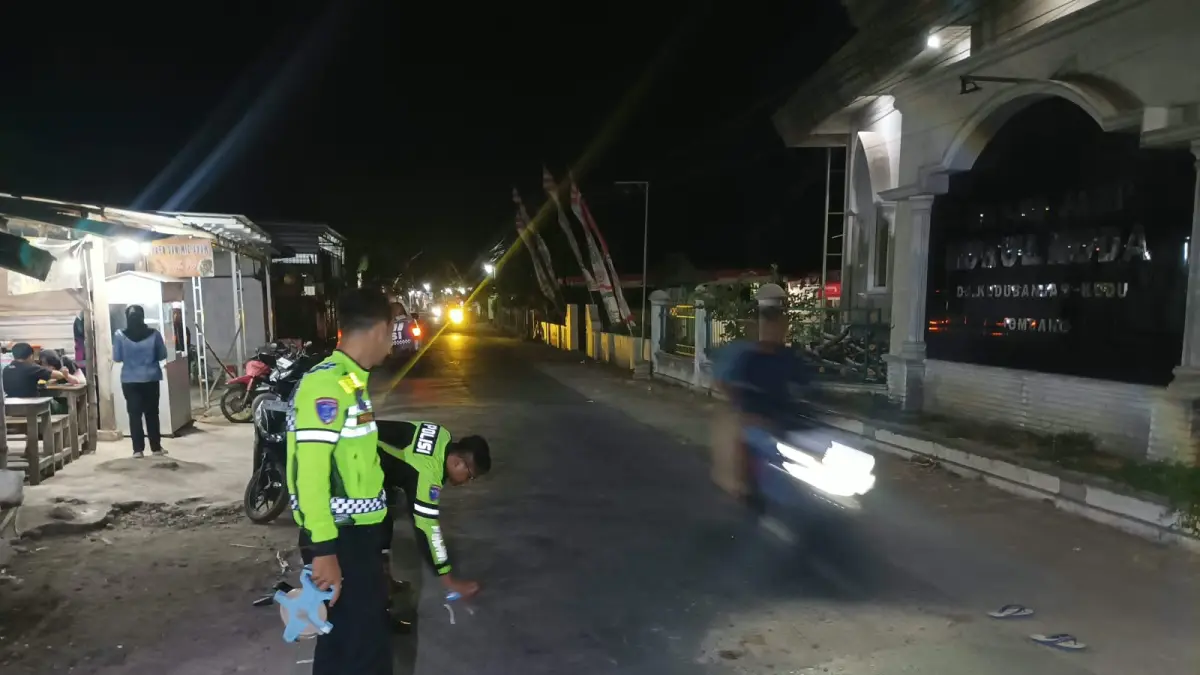 Polisi melakukan olah kejadian perkara di lokasi