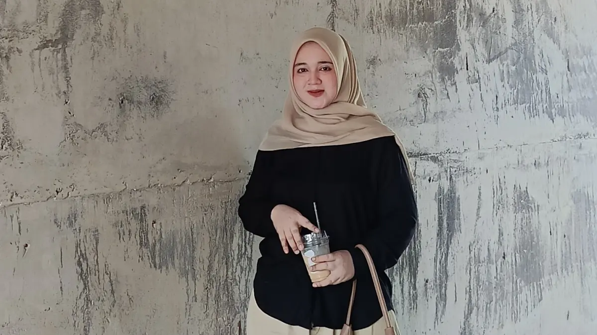 Auliya Octaviani Elliyanti, Pengajar Bahasa Arab MTsN 4 Jombang
