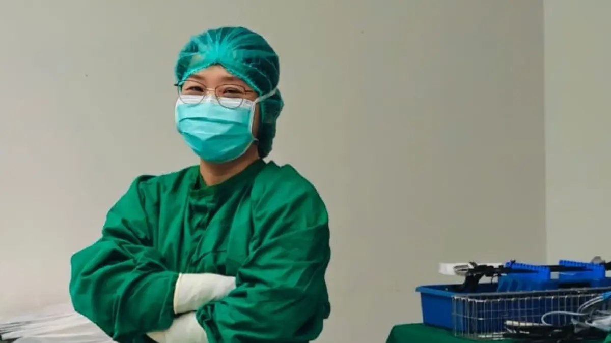 dr Rossy Heriancy