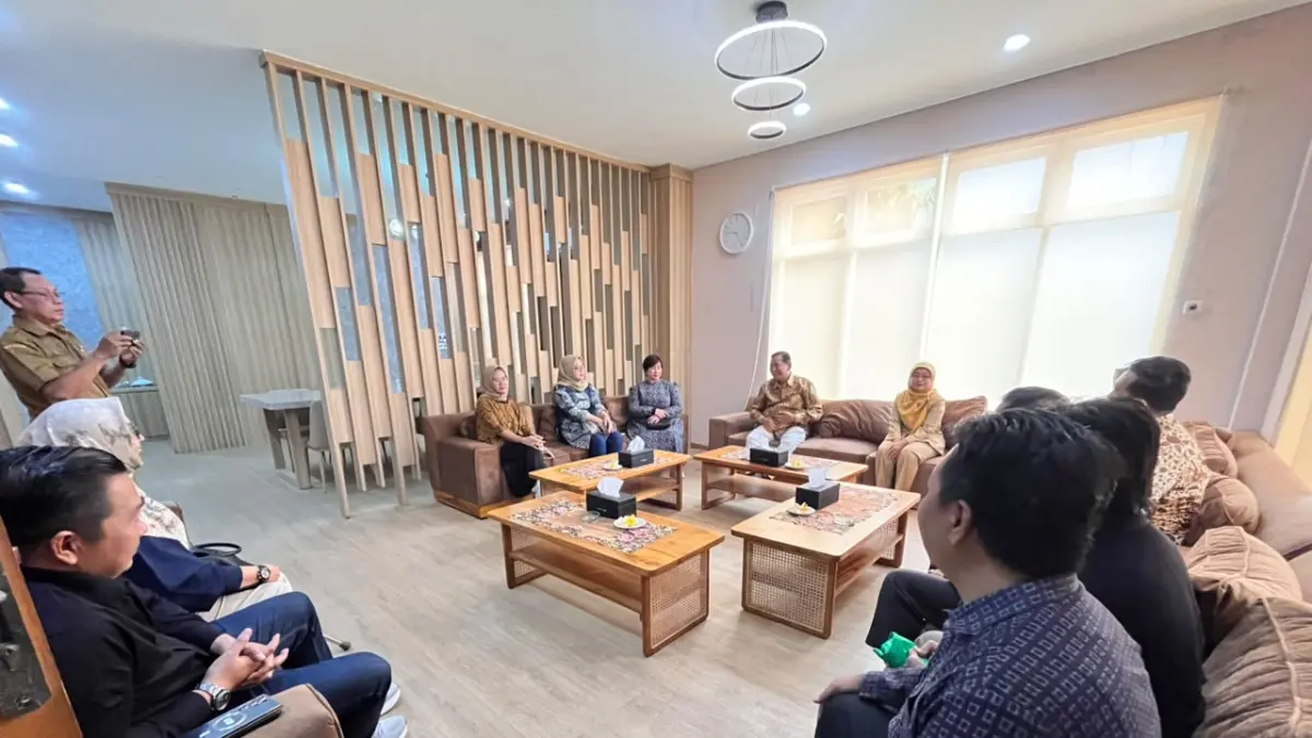 Kabupaten Madiun melakukan kunjungan kerja ke DPRD Kabupaten Jombang.