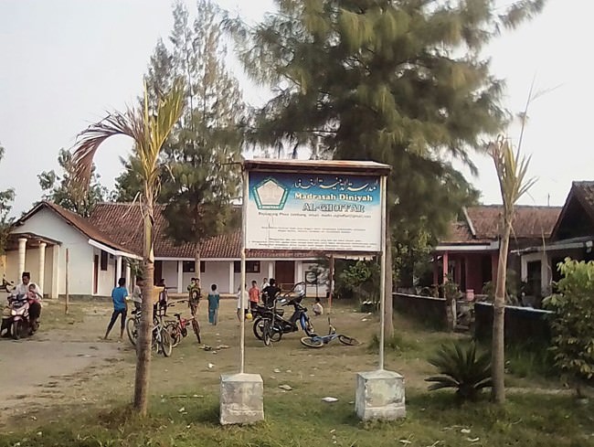 pondok-pesantren-al-ghofar-rejoagung-ploso-jombang-hanya-punya-satu-santri
