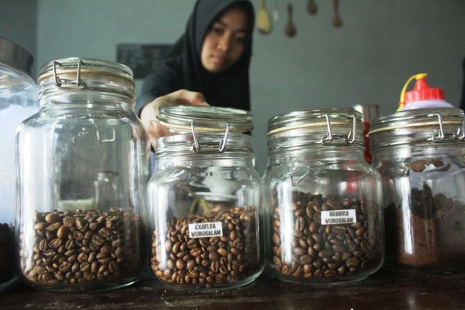 Lebih Murah, Kopi Wonosalam Buatan Warkop Jadi Pilihan Wisatawan