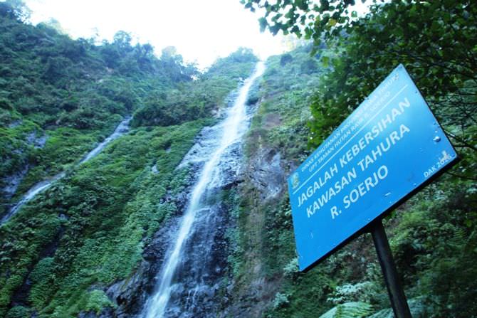 Air Terjun Tretes Wonosalam; 158 Meter, Tertinggi di Jawa Timur